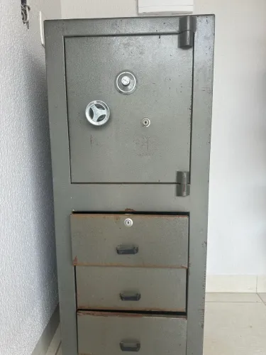 Vendo cofre