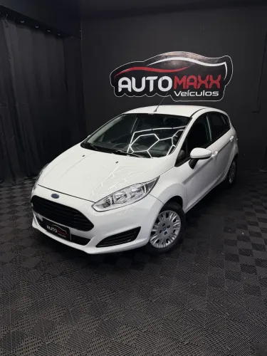 New Fiesta 1.5 Manual 2016 - Troco e Financio