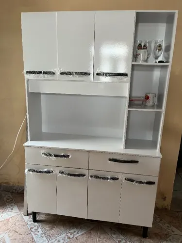 Armário de cozinha novinho