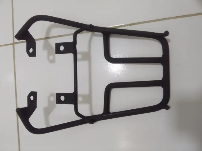 Bagageiro para moto 160 Fan ferro maciço
