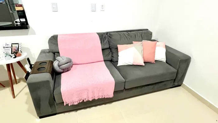 Sofá 2 assentos 