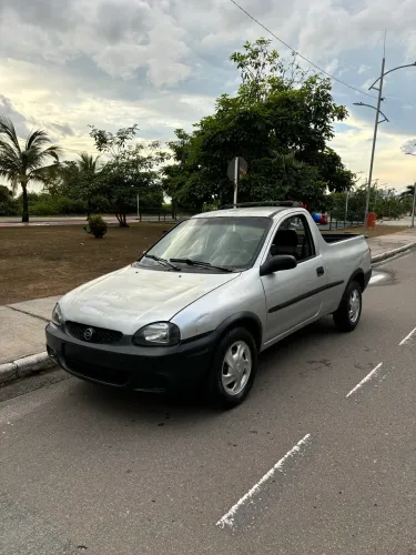 Chevrolet Corsa Pick-up Std/ Rodeio 1.6 MPFI 2001