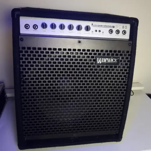 Amplificador Combo Baixo Transistor Warwick BC Series 80W Preto
