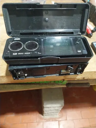 DVD PARA CARRO JVC.