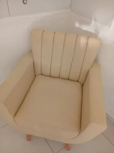 Poltrona de couro