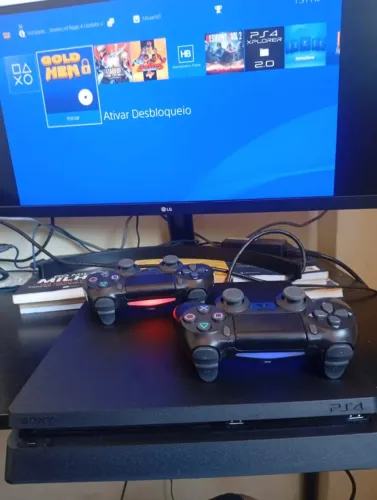 PS4 SLIM DESTRAVADO COM 2 CONTROLES E LOJA LIBERADA COM TODOS OS JOGOS