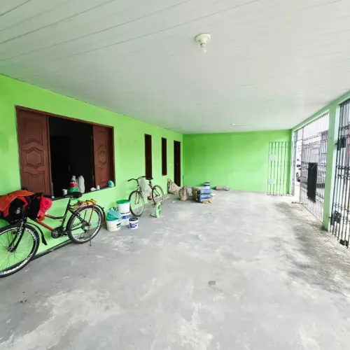 ALUGO CASA NA CIDADE NOVA IV COM 3 SENDO 1 SUITE