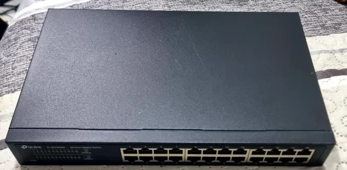 Switch TP-Link TL-SG1024D 24 Portas Gigabit - nunca usado