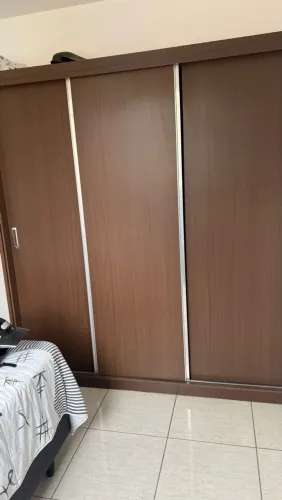 Guarda roupa 3 portas 250,00