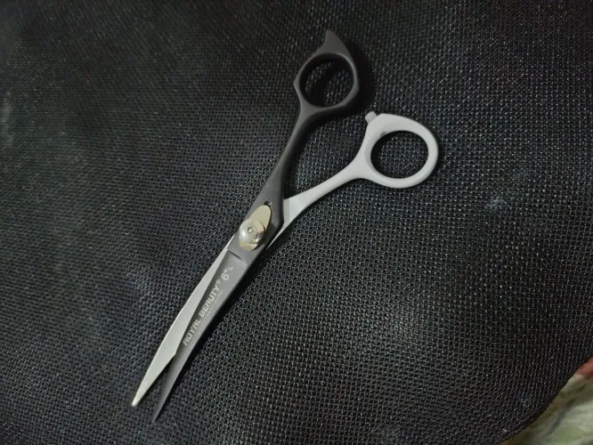 Tesouras para cabeleireiros e barbeiros profissionais