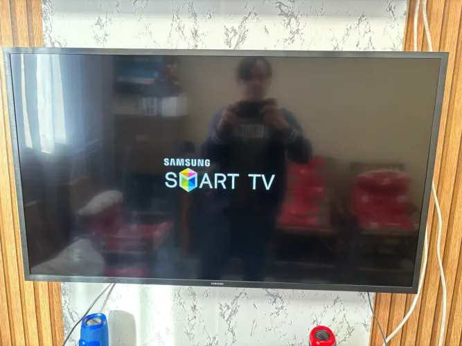 Tv 43 Samsung smart perfeita