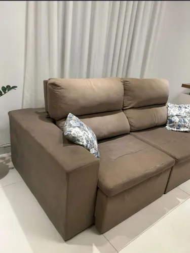 Sofá retrátil reclinável 