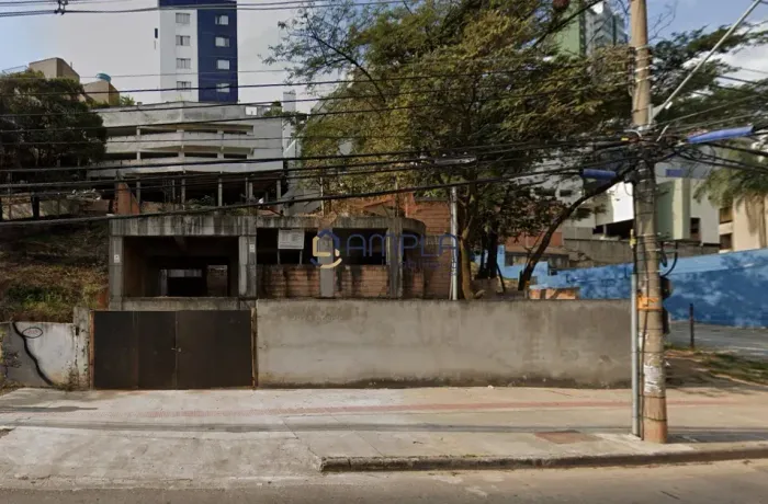 Lote Comercial de 450m² com Projeto Aprovado