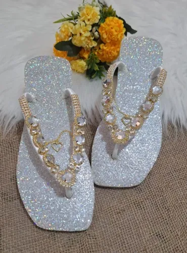 Havaianas personalizadas pedrarias luxo