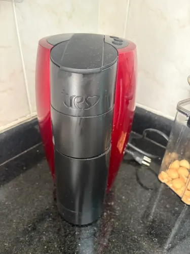Cafeteira Três Corações 
