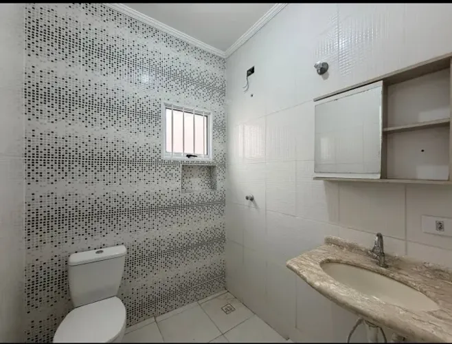 Casa com dois quartos aconchegante e espaçosa