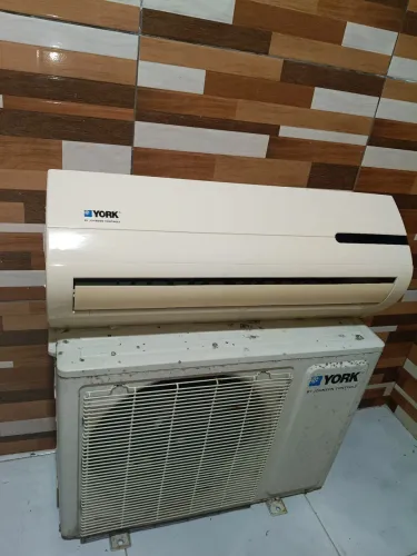 Ar condicionado Split York 12.000 BTUs - 220v.
