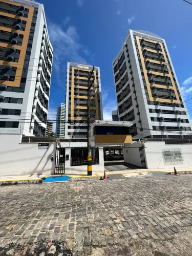 Apartamento para Aluguel em Petrópolis - Natal/RN