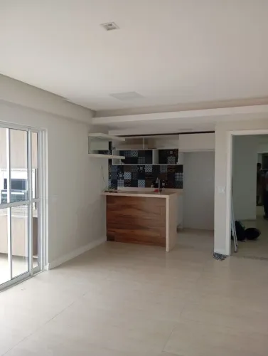 VENDO APARTAMENTO NO CIDADE DE MILÃO