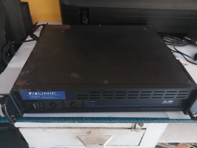 Amplificador zx 300 muito potente 