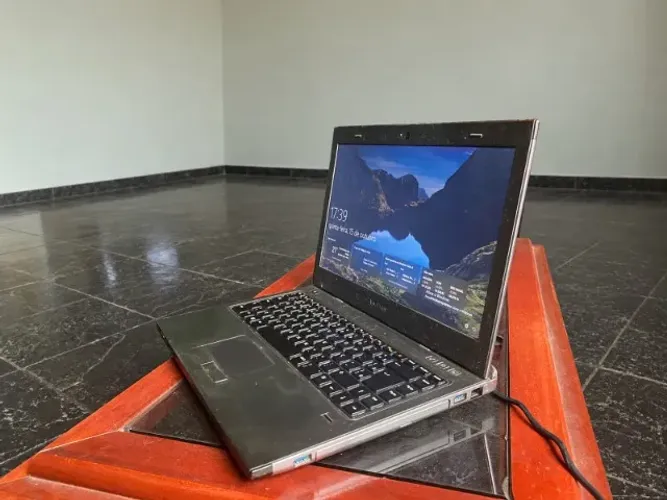 Notebook Dell Vostro 3460 Core i5 4GB 222GB Windows 10