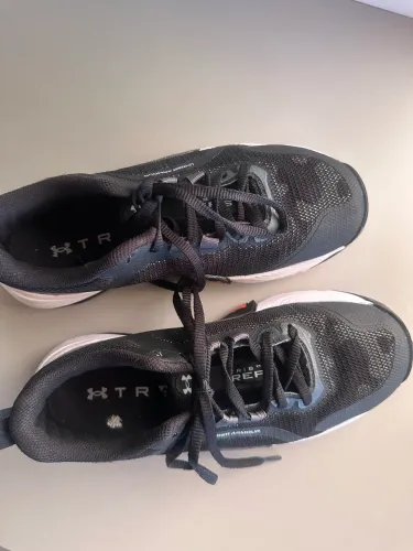 Vendo - Tênis Under Armour