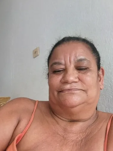 Cuidadora e idosossou