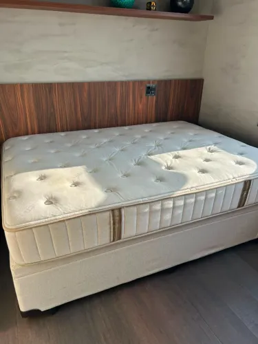 Cama box