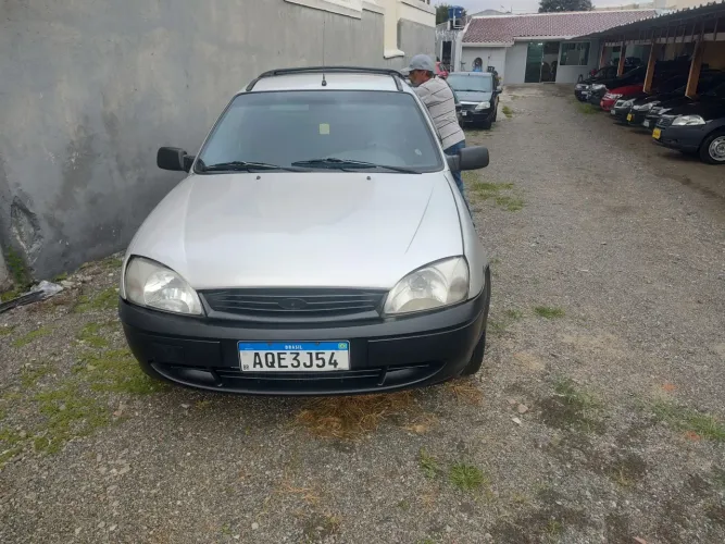 Ford Courier 1.6 L/ 1.6 Flex 2009