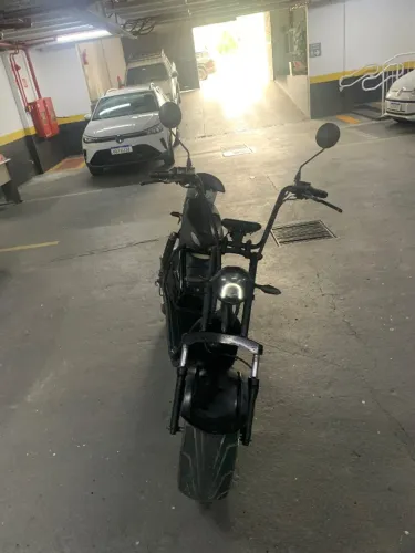 Scooter elétrica 3000W emplacada