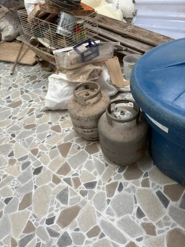 Vendo diversos itens usados. Afim de desocupar espaço.