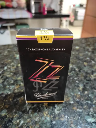 9 Palhetas vandoren zz 1.5 sax alto 
