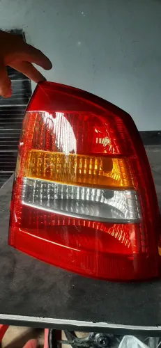 Lanterna astra sedan 1999 a 2002 original GM lado passageiro 