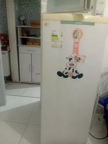 VENDO TUDO DOS MEUS DOIS APARTAMENTOS. ELETRODOMÉSTICOS, MÓVEIS E UTENSÍLIOS DOMÉSTICOS.