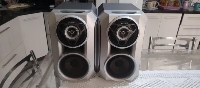 Par de caixas acústicas modelo Sony MHC RG88.  Aiwa Philips gradiente Panasonic jvc cce 