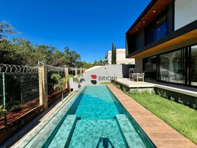 Sobrado alto padrão com 347m², 4 quartos/suítes à venda no Condomínio Alphaville 3 em Ribe