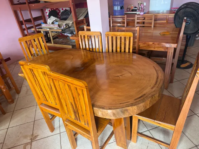 Mesa violão 6 cadeiras em peça única nova