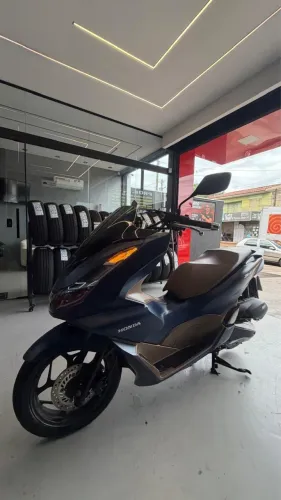 Pcx dlx 2023