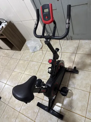 Bicicleta Spinning Com Monitor Profissional
