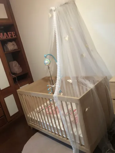 Vende-se BERÇO HAUS NATURE COM PALHA 3 EM 1 - CARVALHO