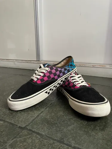 Tênis Vans Authentic SF