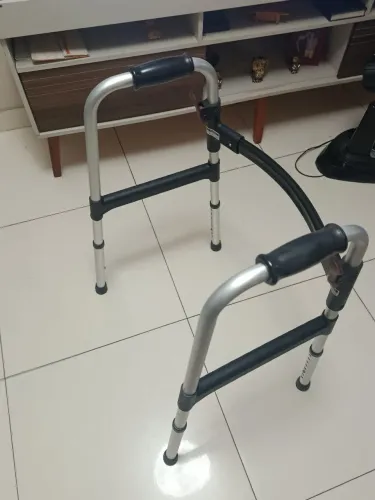 Andador Regulável Mercur | Novo