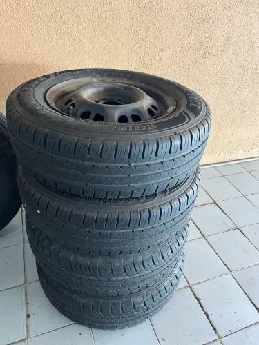 Rodas c pneus aro 13 medindo 175/70/13