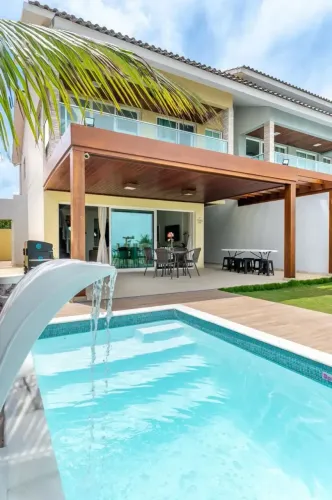 Lindissima casa c. piscina, 4 suites, beira mar Carneiros- até 14 pessoas