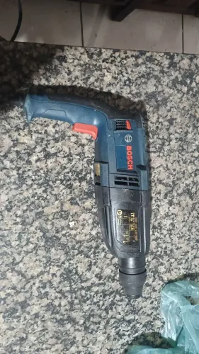 Vendo martelete Bosch 127v recém revisado