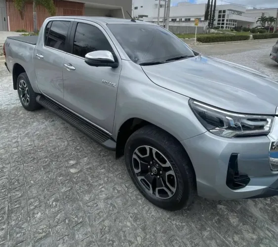 Toyota Hilux CD SRX 4X4 2.8 TDI 16V Diesel Aut. 2021
