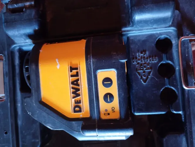 Dewalt laser