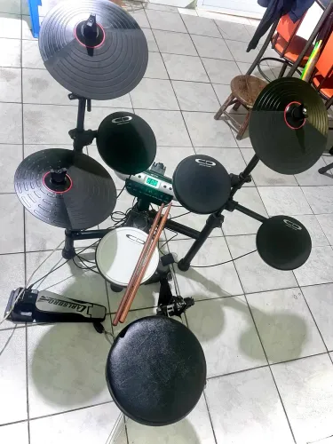 Bateria Eletrônica Carlsbro by Odery CSD130B Black Compact Set com Efeito Choke e Pedal