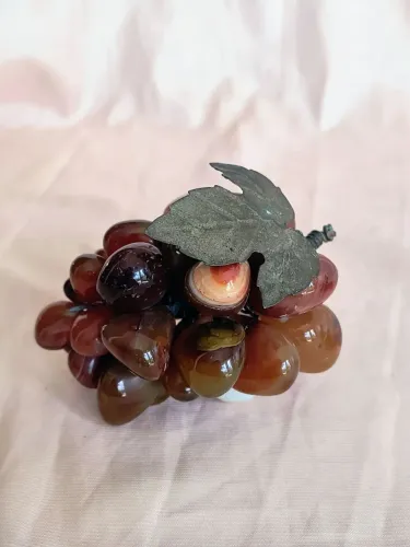 cacho de uvas em pedra natural ágata antigo antiquario anos 60 decoração vintage coleção