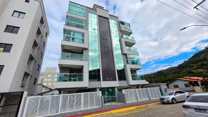 Apartamento Mobiliado com 3 Dormitórios Sendo 1 Suíte na Praia de Palmas | Messina Residen